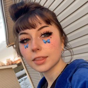 Meet your Posher, Tori